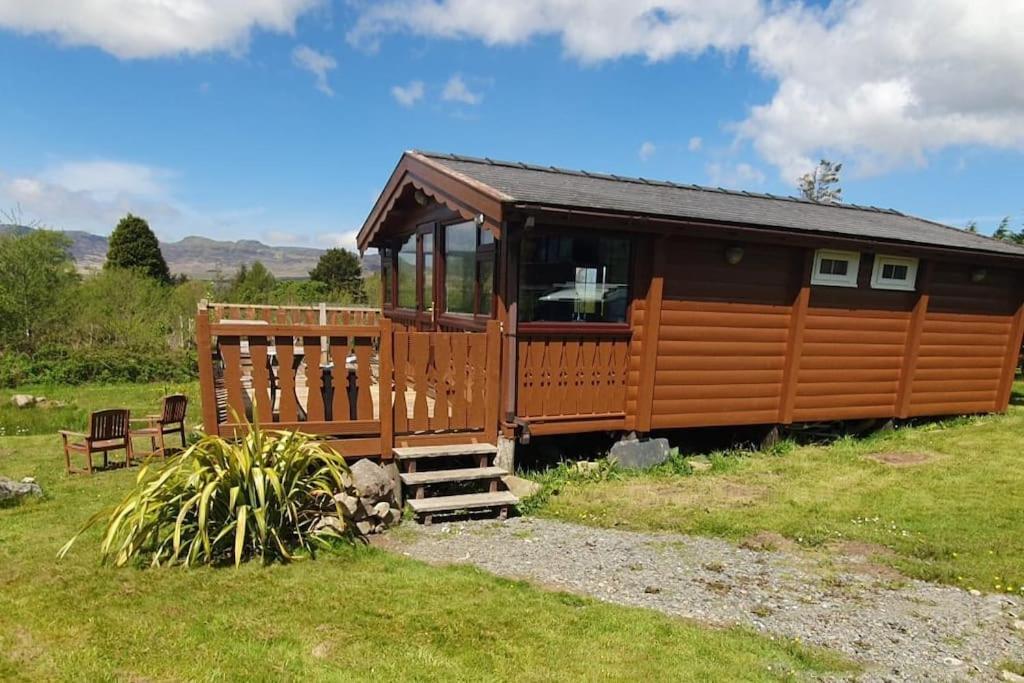 Cosy Cabin In Snowdonia With Views Wi-Fi Dog Friendly & Parking Trawsfynydd Exterior photo